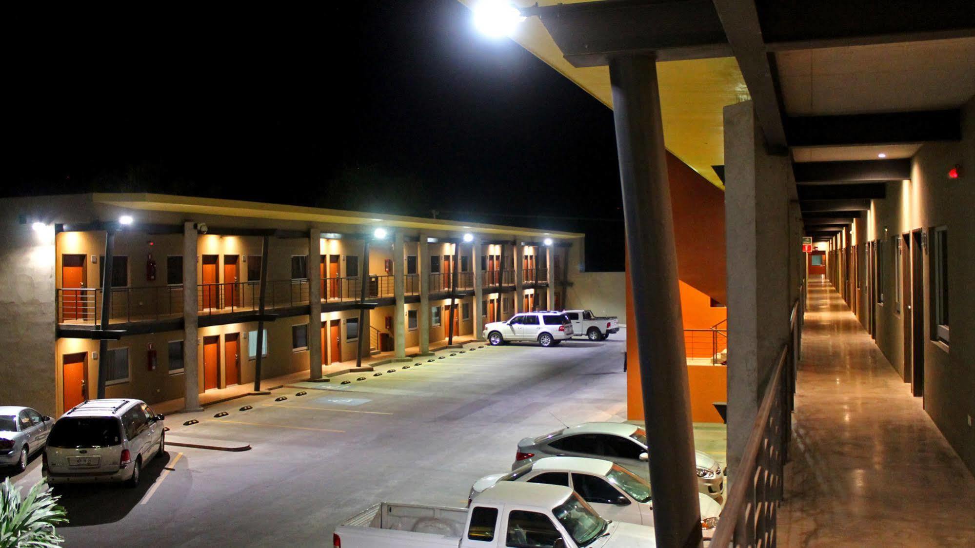 Booye Hotel Navojoa Zewnętrze zdjęcie